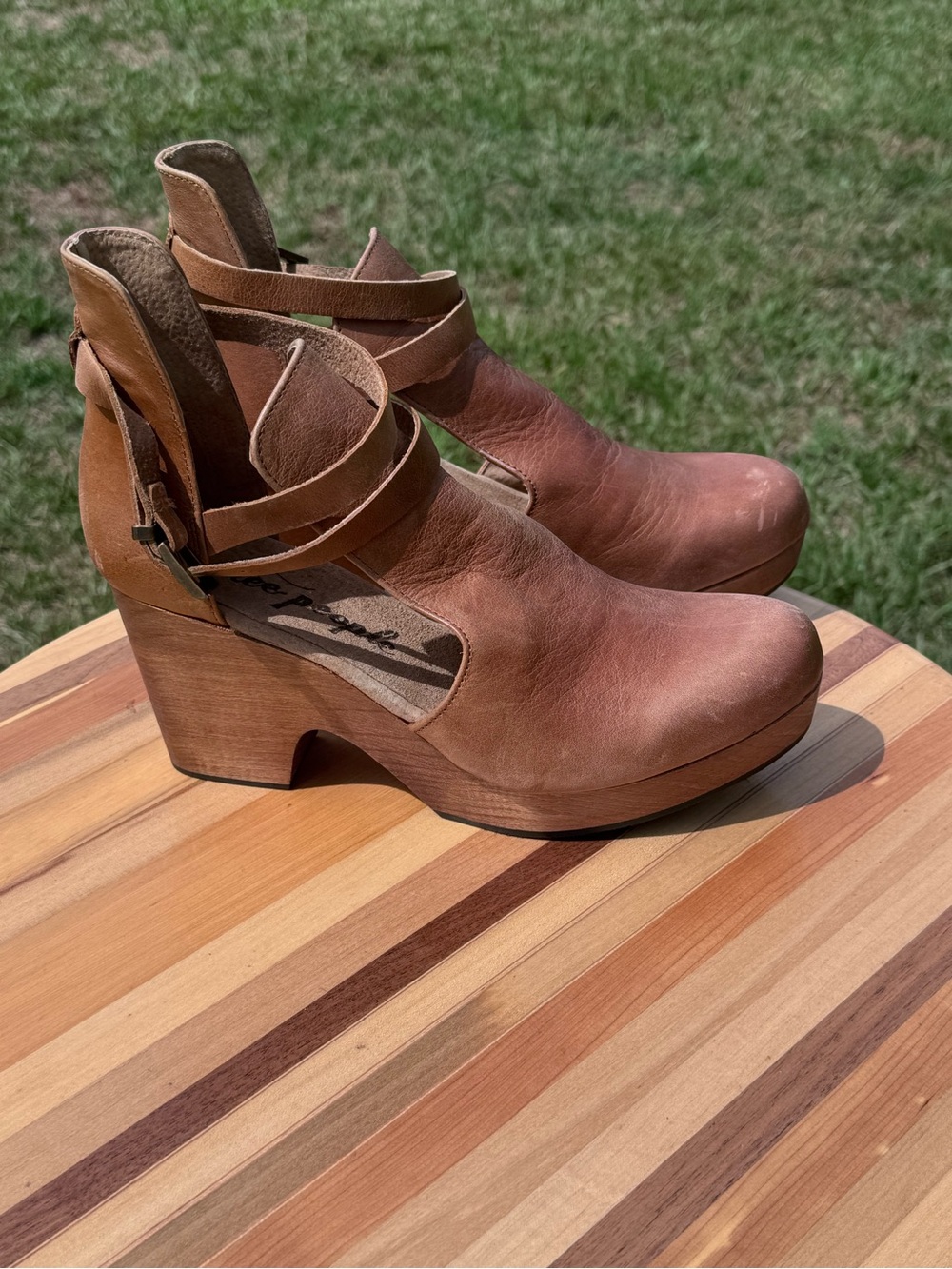 Ladies Free People Cedar Tan Leather Platform Ankle Clog - Picture 3 of 8
